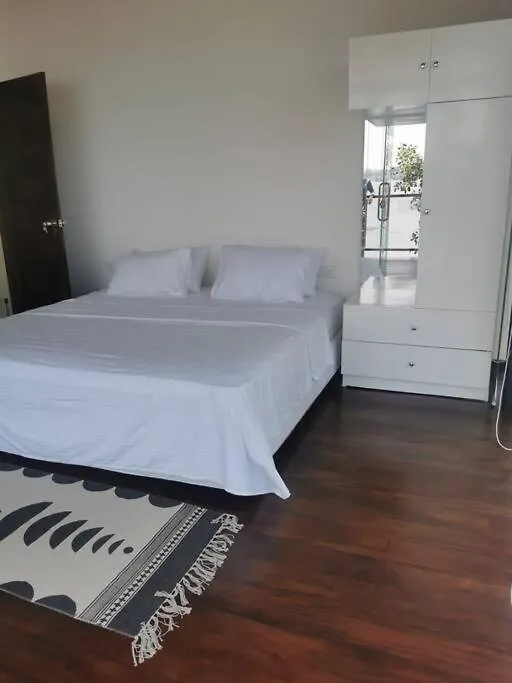 The Lakes Edge Residence Panadura
